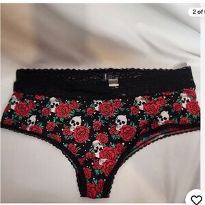 Tattoo Rose 🌹 Skull 💀 pattern